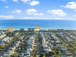 Destin Beach House - Gulf Moon by PHG