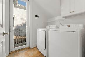 Destin Beach House - Gulf Moon by PHG