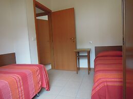 Nice Apartment With Private Garden and Parking