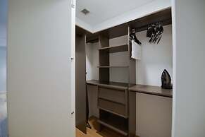 Stunning Apt in Biscayne with Bay Views