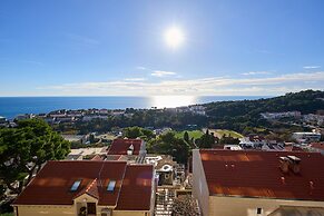 Hedera Estate, Hedera A44