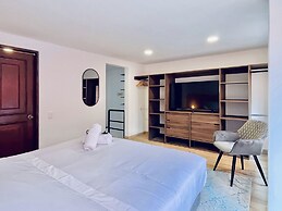 Palace by Wynwood House