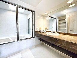 Palace by Wynwood House