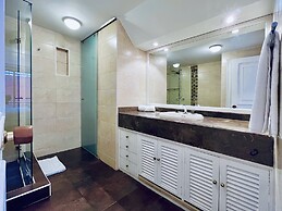 Palace by Wynwood House