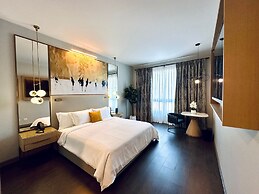 Chez Hotel Arlington Heights