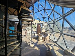 Clear Sky Resorts- Bryce Canyon Unique Stargazing Domes