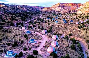 Clear Sky Resorts- Bryce Canyon Unique Stargazing Domes