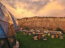 Clear Sky Resorts- Bryce Canyon Unique Stargazing Domes