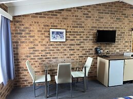 Clock Tower Motor Inn