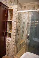 Abada Luxury Hotel and Suites