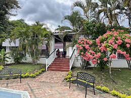 HOTEL CAMPESTRE LAS PALOMAS