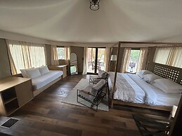 Outdoorsy Hill Country