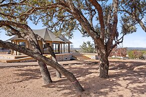 Outdoorsy Hill Country