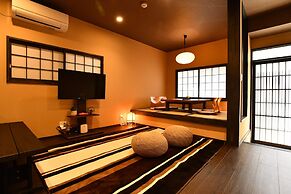 FL House Naniwa Sakura Hotori