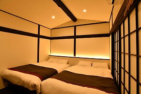 FL House Naniwa Sakura Hotori