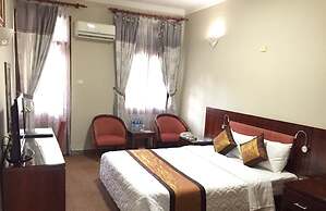 Kim Lien Hotel-7 Dao Duy Anh- Bay Luxury