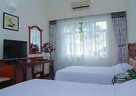 Kim Lien Hotel-7 Dao Duy Anh- Bay Luxury