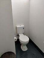 Midway Motel and Villas