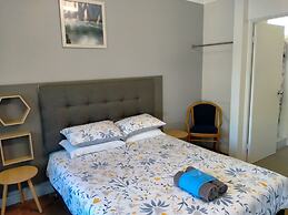 Midway Motel and Villas