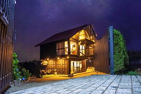 The Blackberry Cottage