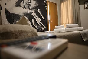 Hospedium DLJ Hostal Temático Desde La Judería