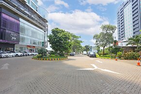 OYO 93432 Tree Room Hotel