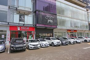 OYO 93432 Tree Room Hotel