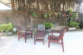 SPOT ON 93436 Penginapan Mekar Sari Near PT. Lombok Menara Energygas