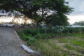 SPOT ON 93436 Penginapan Mekar Sari Near PT. Lombok Menara Energygas