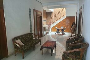 OYO 93444 Damia Homestay Syariah
