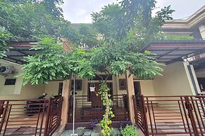 OYO 93444 Damia Homestay Syariah