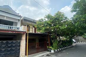 OYO 93444 Damia Homestay Syariah
