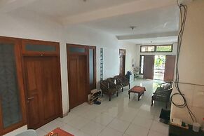 OYO 93444 Damia Homestay Syariah