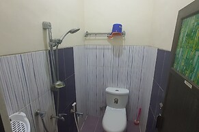 OYO 93444 Damia Homestay Syariah