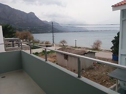 Stavento beach front suites