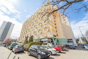 Navy Blue by 3City Rentals