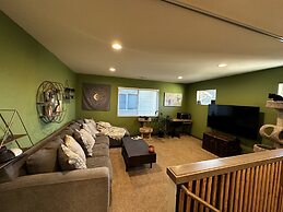 Central Tacoma Homestay -private room-