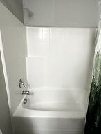 Central Tacoma Homestay -private room-