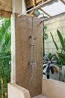 Flor Villa by Betterplace