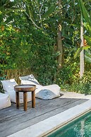 Flor Villa by Betterplace