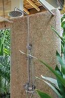 Flor Villa by Betterplace