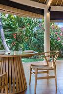 Flor Villa by Betterplace