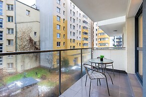 Apartment Business Centre by Renters