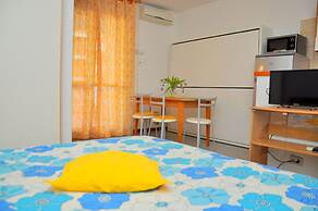 Cozy Studio Apartment With Shared Pool - Beahost