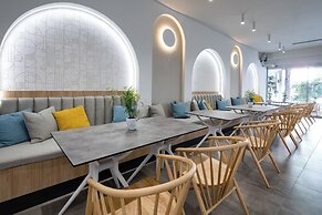 Epavli City Hostel