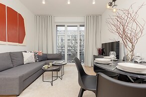 3-bedroom Apartment in Warsaw by Renters