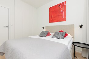 3-bedroom Apartment in Warsaw by Renters