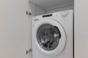 3-bedroom Apartment in Warsaw by Renters