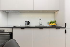 3-bedroom Apartment in Warsaw by Renters