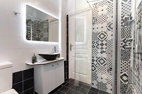 Modern Apartment-short walk to Acropolis